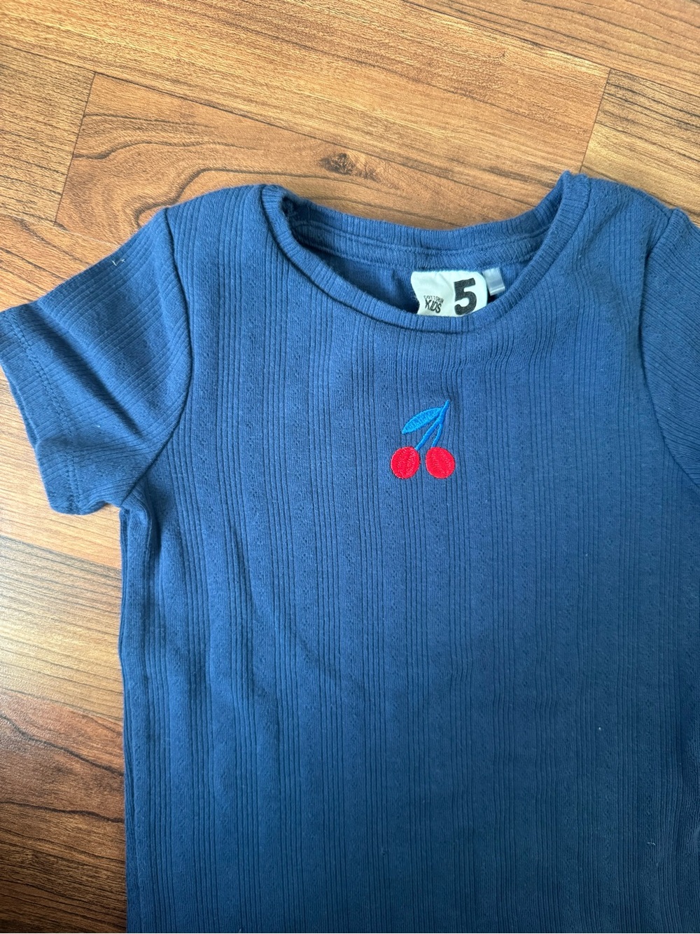 Cotton On • H&M | 3 Cherry T-Shirts - Picture 6 of 8